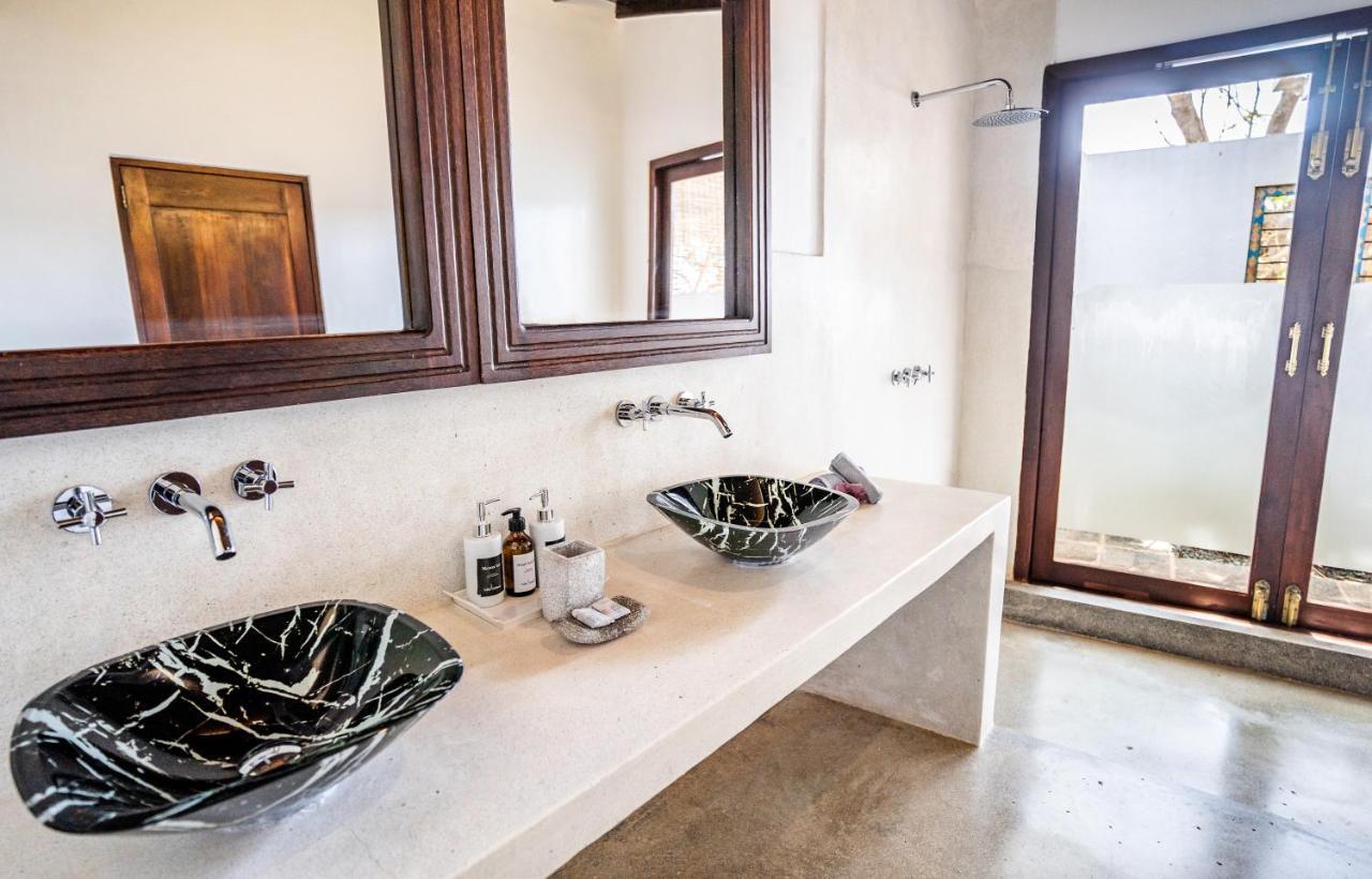 Saltasia Boutique Beach Villa 米瑞莎 外观 照片
