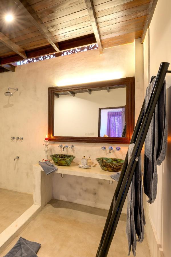 Saltasia Boutique Beach Villa 米瑞莎 外观 照片